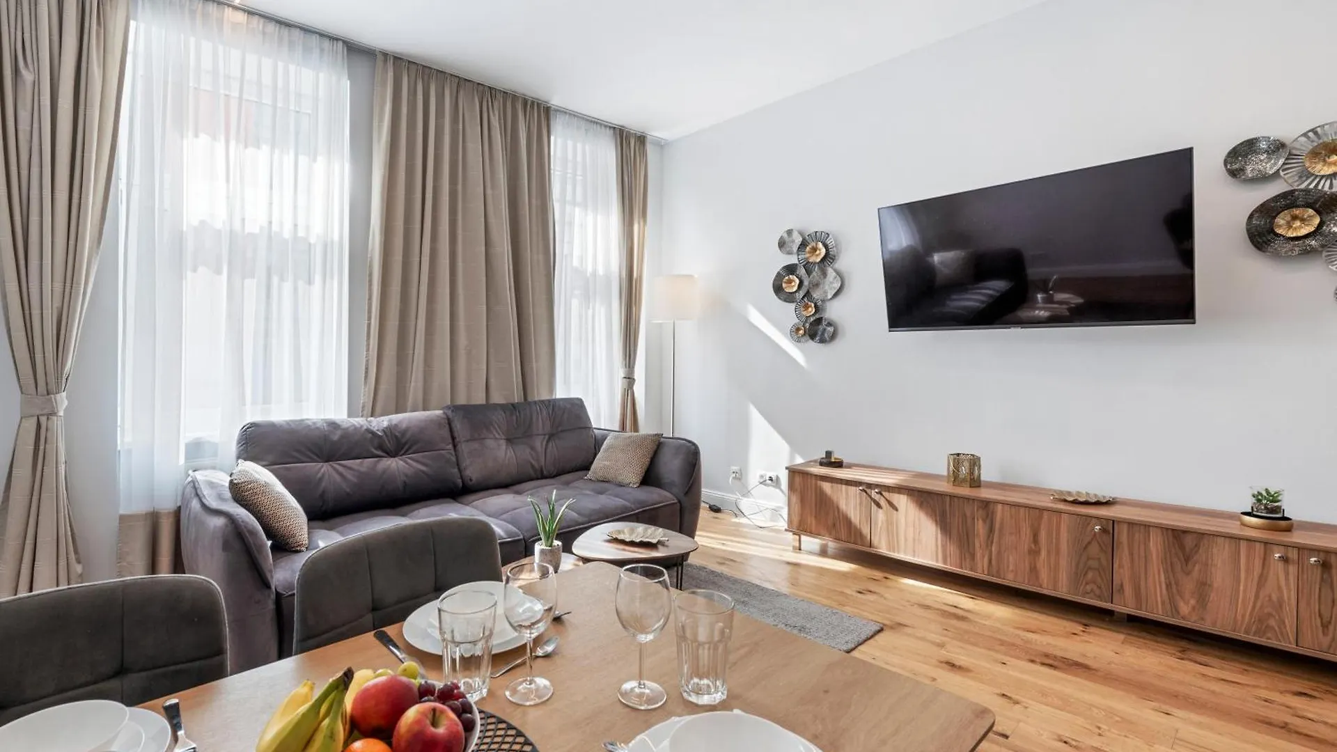 Sky9 Apartments District 17 Vienna